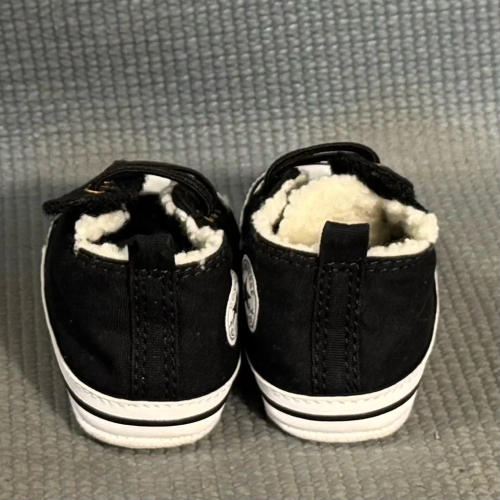 Converse All Star Chuck Taylor Crib Baby Black Soft Sole Shoes‎ Size 2C
